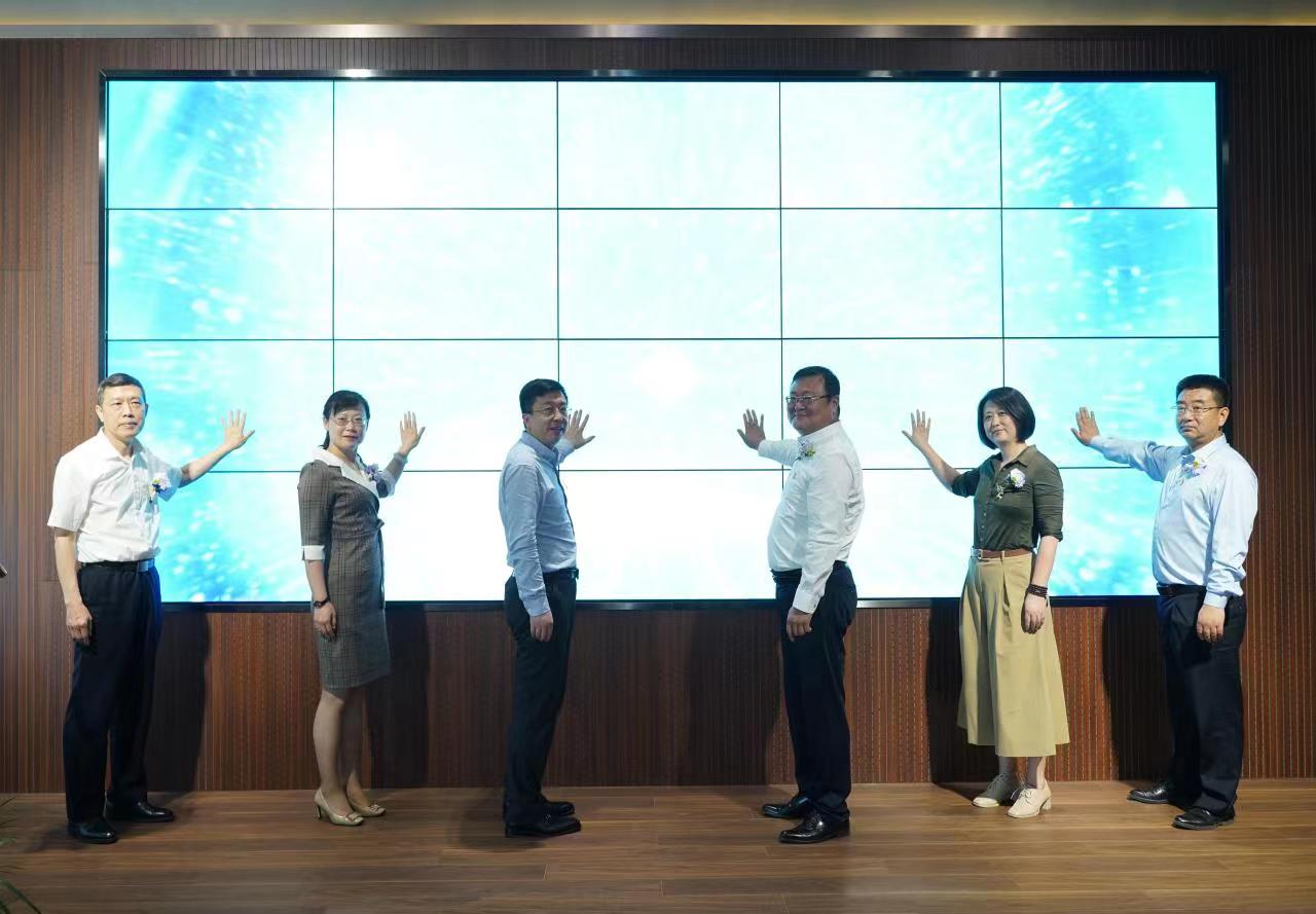 青岛蓝色生物医药产业园一站式服务大厅启动